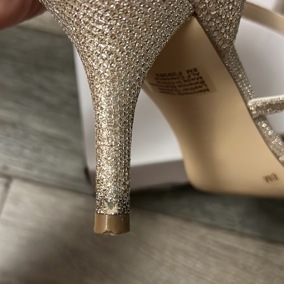 Alfani Gold Heels - Picture 6 of 7